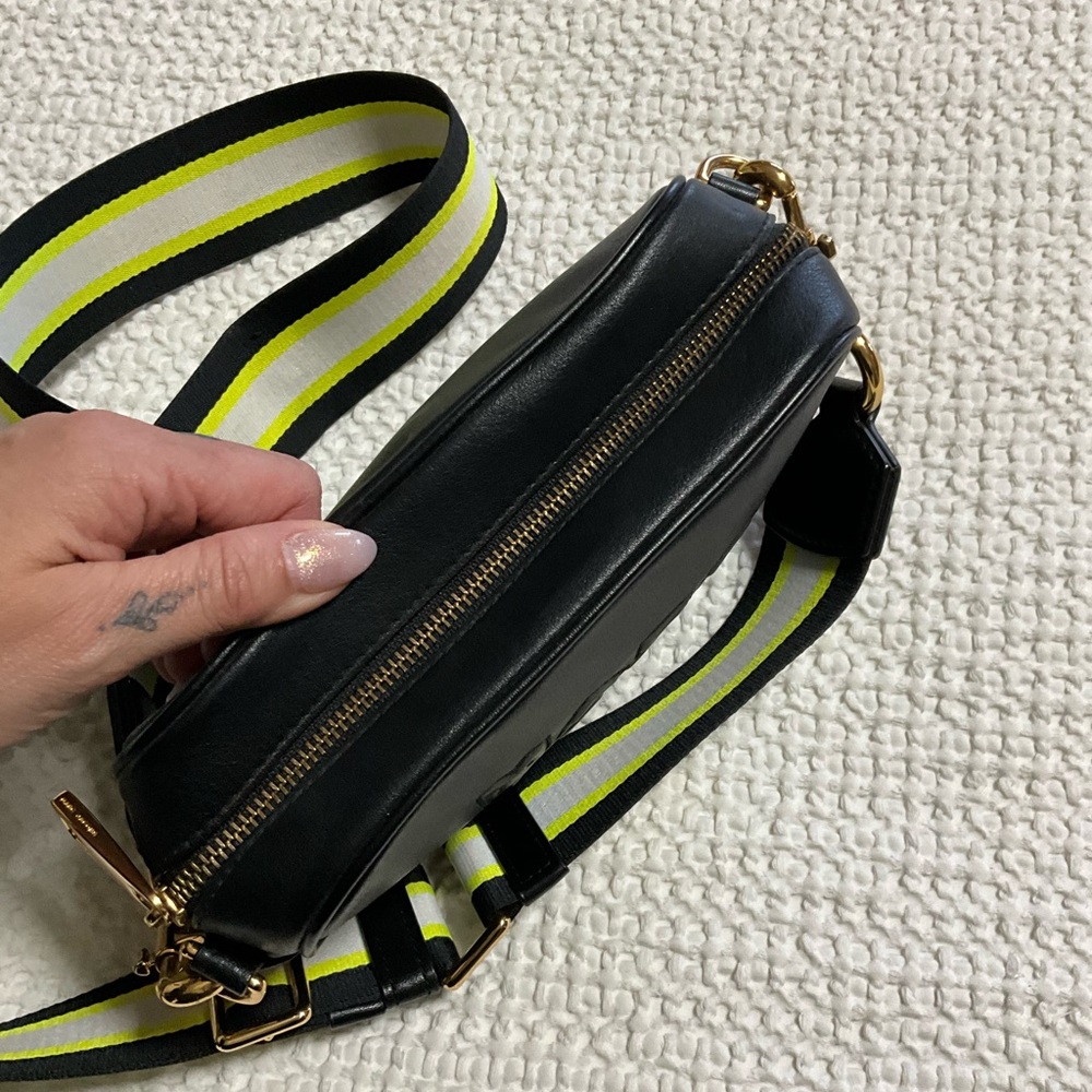 Marc Jacobs Black Crossbody Bag - Picture 9 of 16